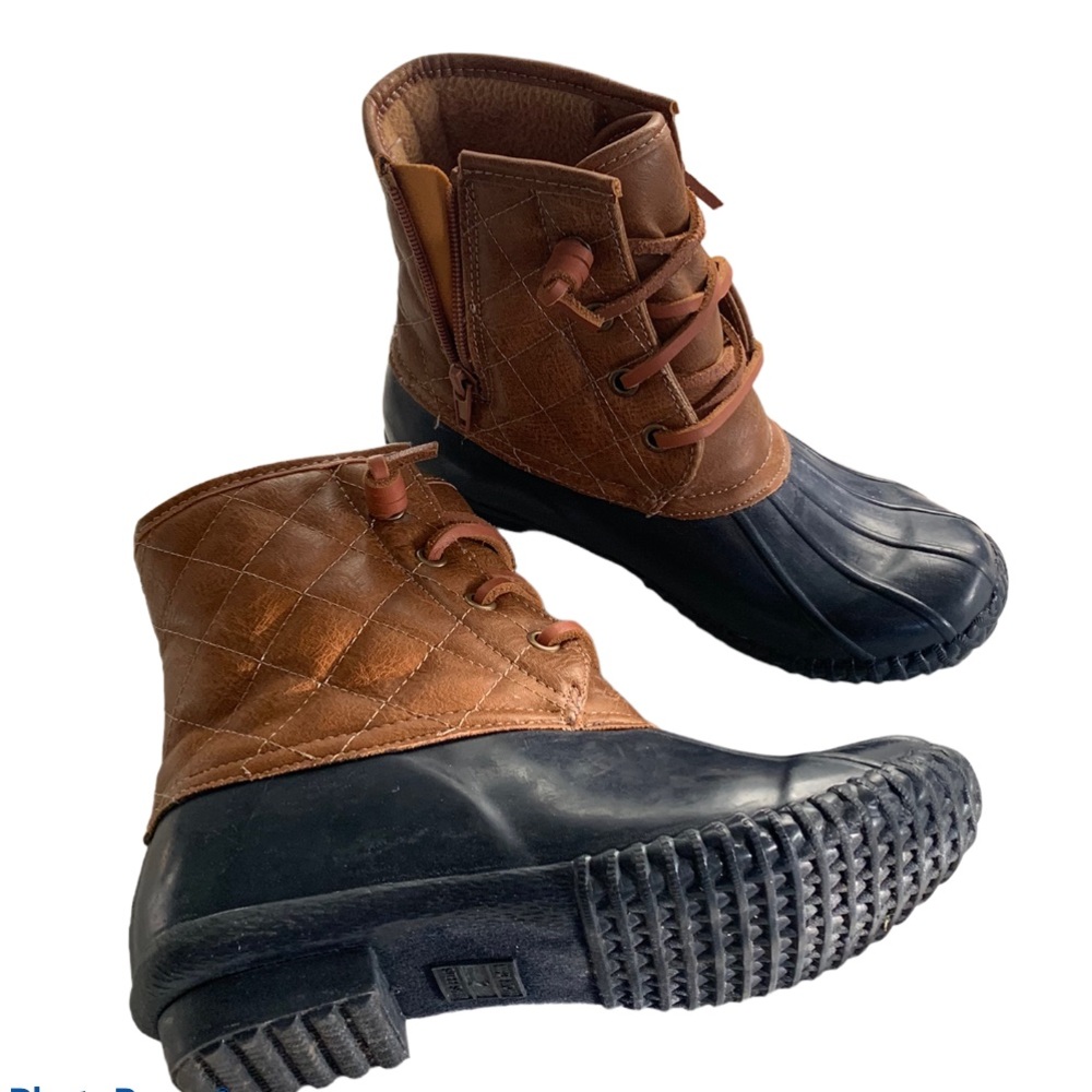 Stevies Kids Sz 2 Navy Brown Duck Boots